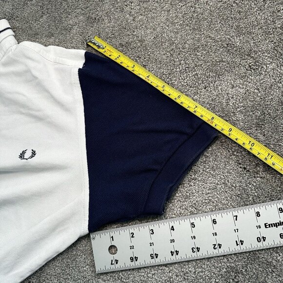 Fred Perry M1586 Polo Shirt Men’s Medium White Navy Colorblock - Picture 9 of 9